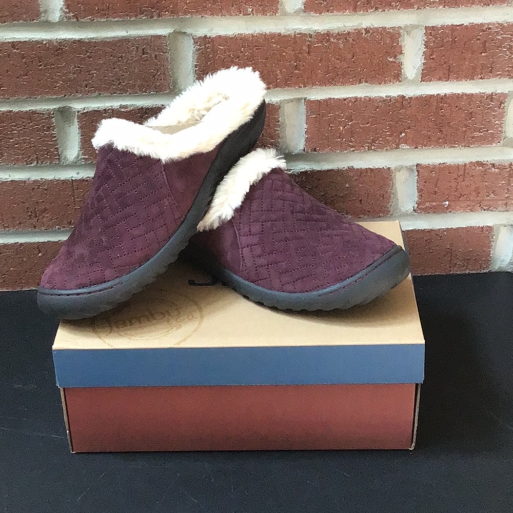 Jambu clogs